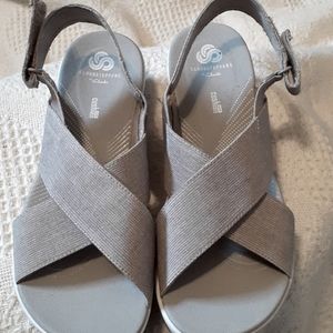 Clarks Cloudsteppers Sandals